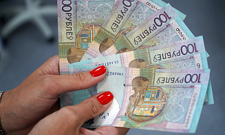 Бухгалтер-игроман похитила со счетов клиентов почти полмиллиона рублей