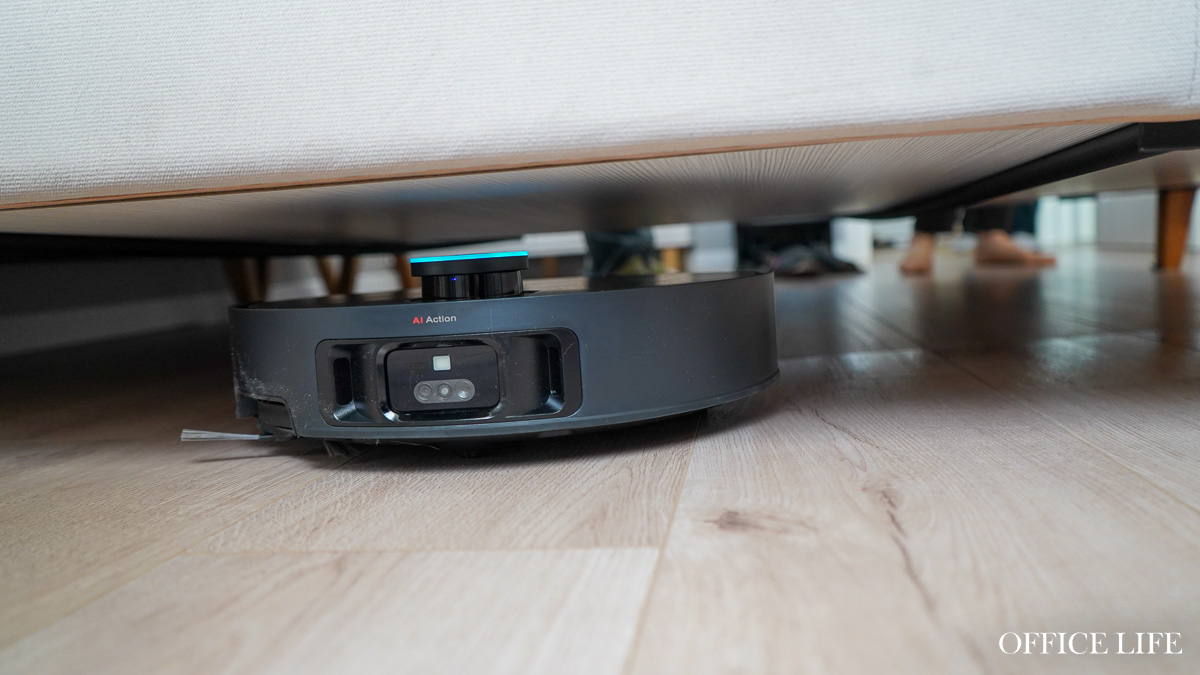 Джентльмены в мире пылесосов. Как мы тестировали новые роботы-пылесосы с «ногами» и интеллектом
