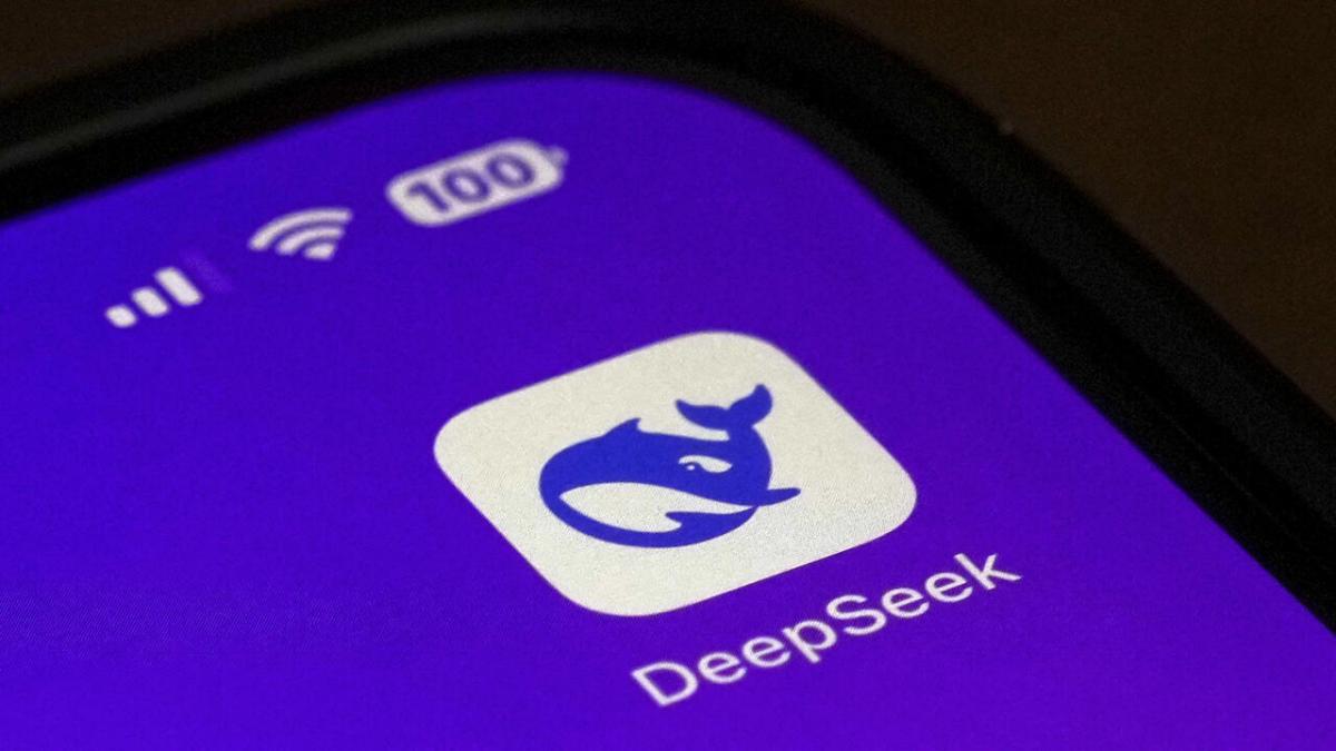 Весь мир уже неделю обсуждает DeepSeek: что нужно знать о нашумевшем ИИ-стартапе