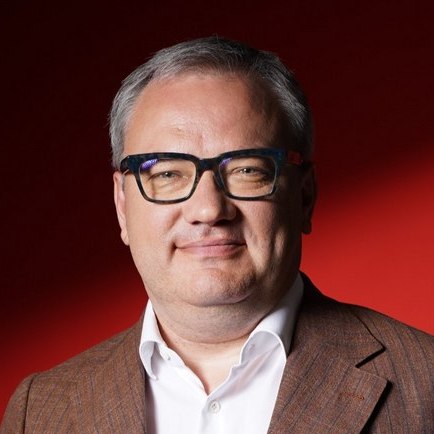 Валерий Смоляк