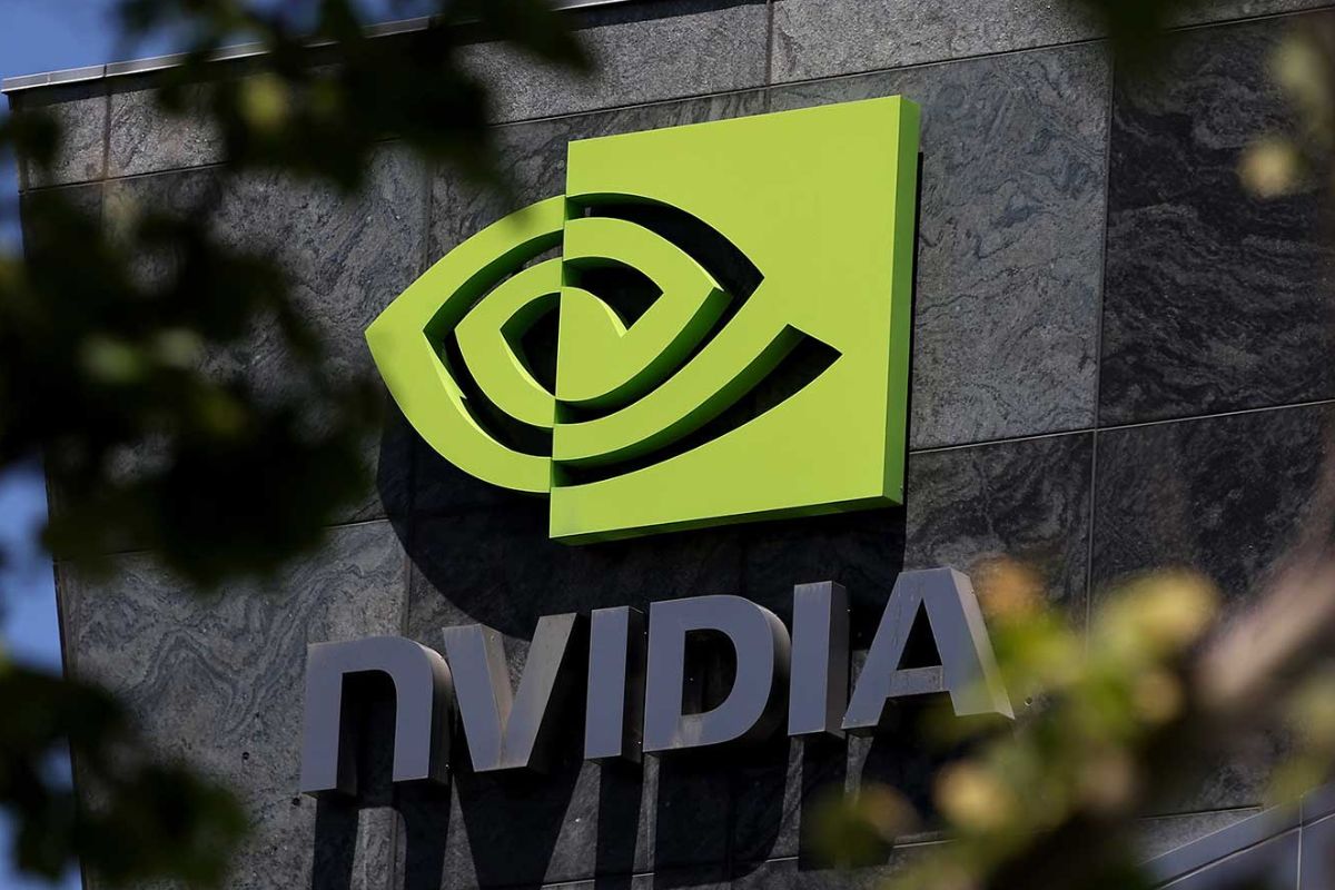 Nvidia инвестирует $5 млрд в своего конкурента Intel