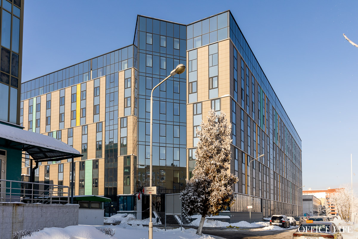 «Самая сложная операция – та, которую еще не сделал». Большое интервью с главным трансплантологом Беларуси Олегом Руммо