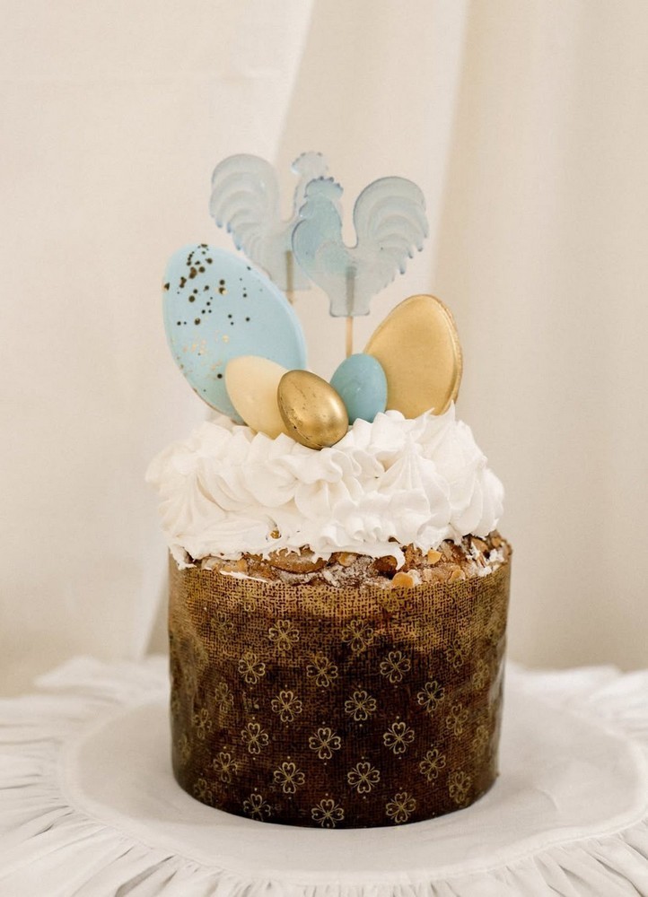 Суши-кулич, орешки-яйца и сдоба с петушками. Какие и за сколько пасхальные угощения продают в Минске