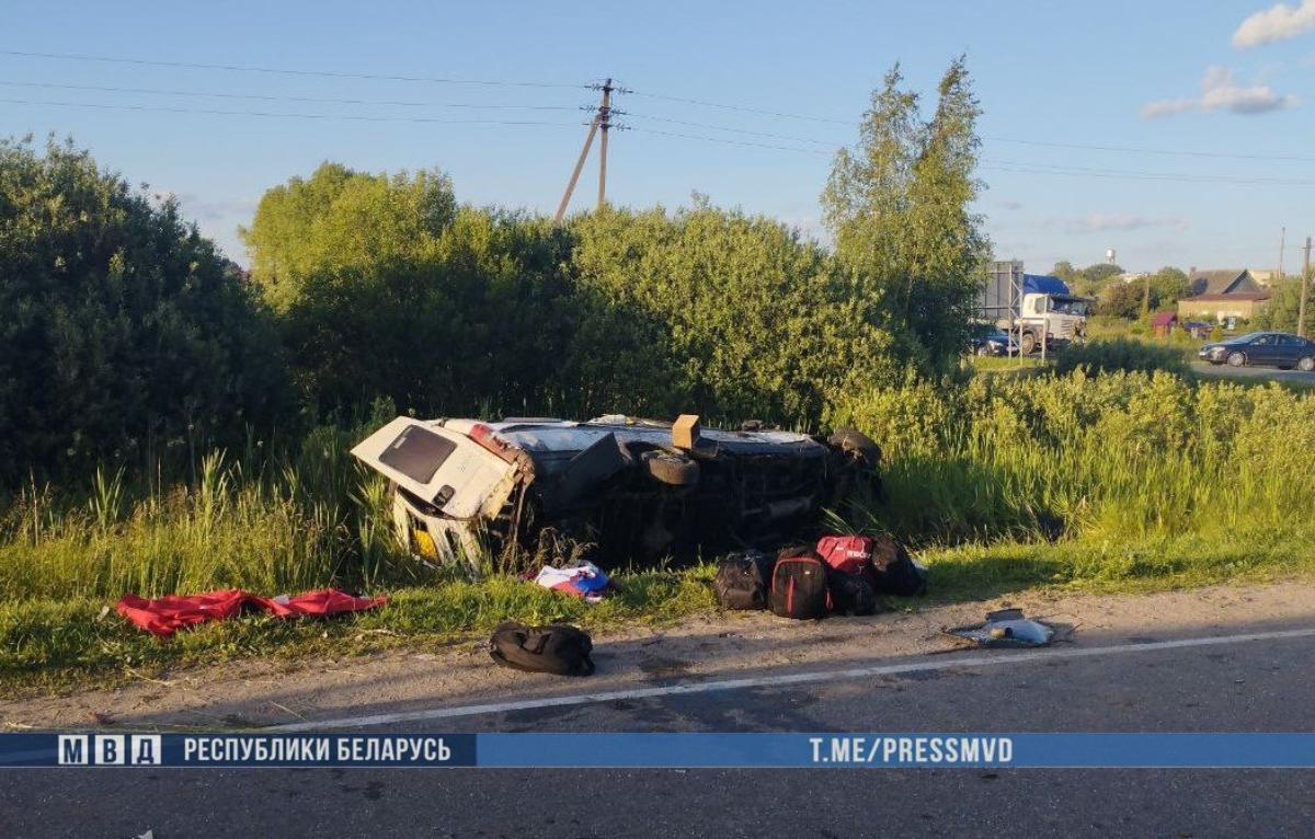 Страшная авария с маршруткой в Докшицах. Есть погибшие