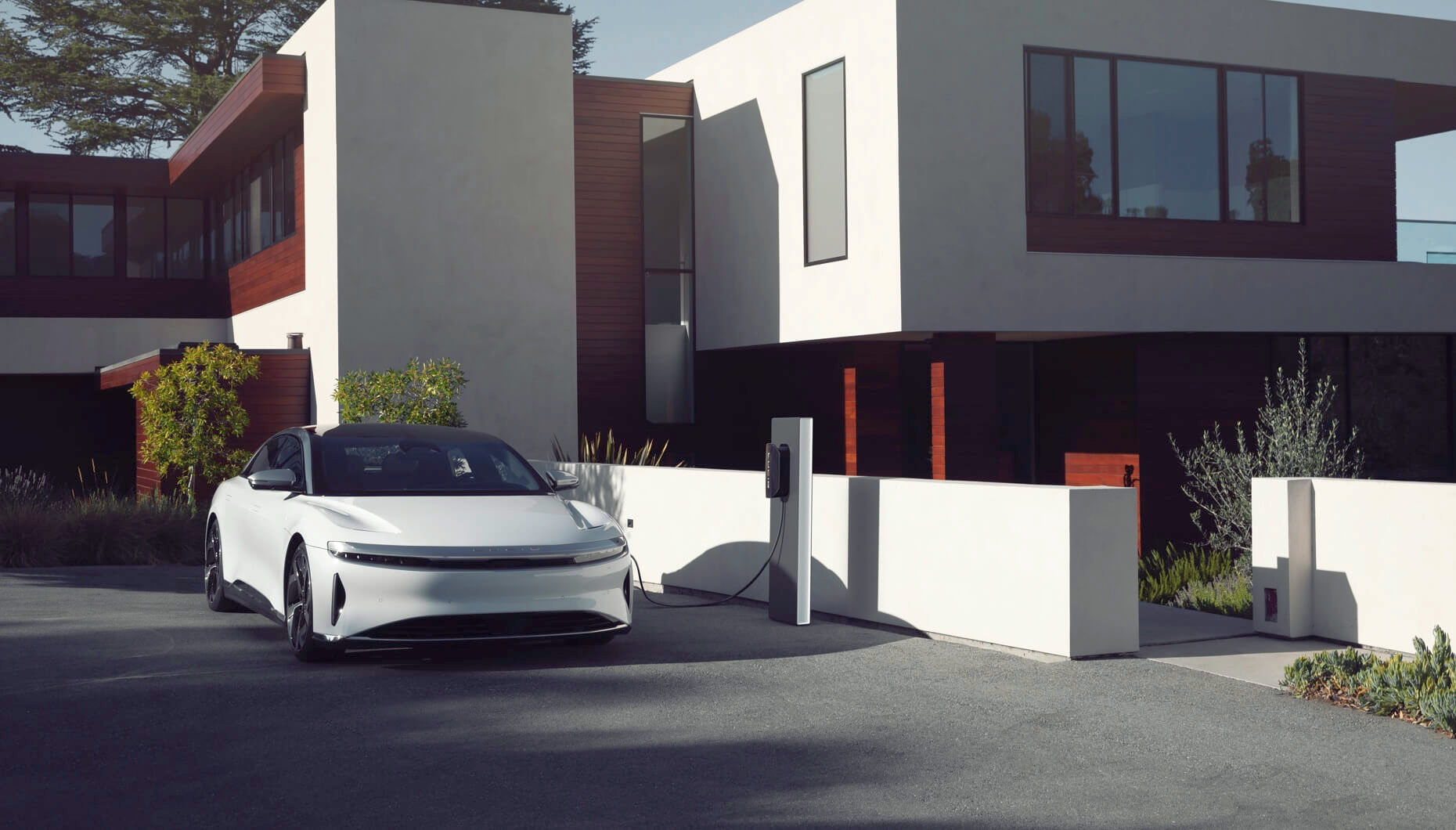 Стартап Lucid бросил вызов электромобилям Tesla