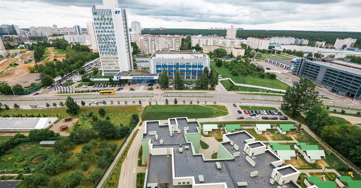 В Минске хотят снести старые дома рядом с проспектом Независимости. Что там построят?