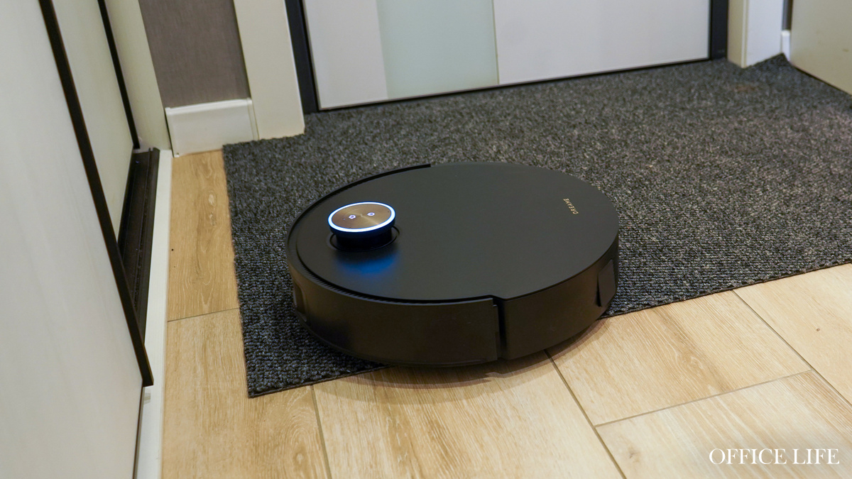 Джентльмены в мире пылесосов. Как мы тестировали новые роботы-пылесосы с «ногами» и интеллектом