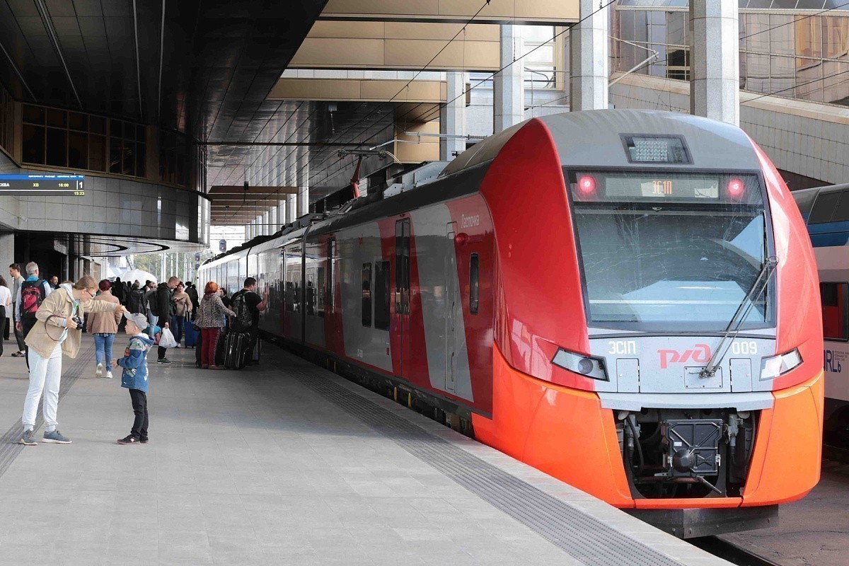 РЖД на майские праздники запустит дополнительный поезд из Санкт-Петербурга в Минск