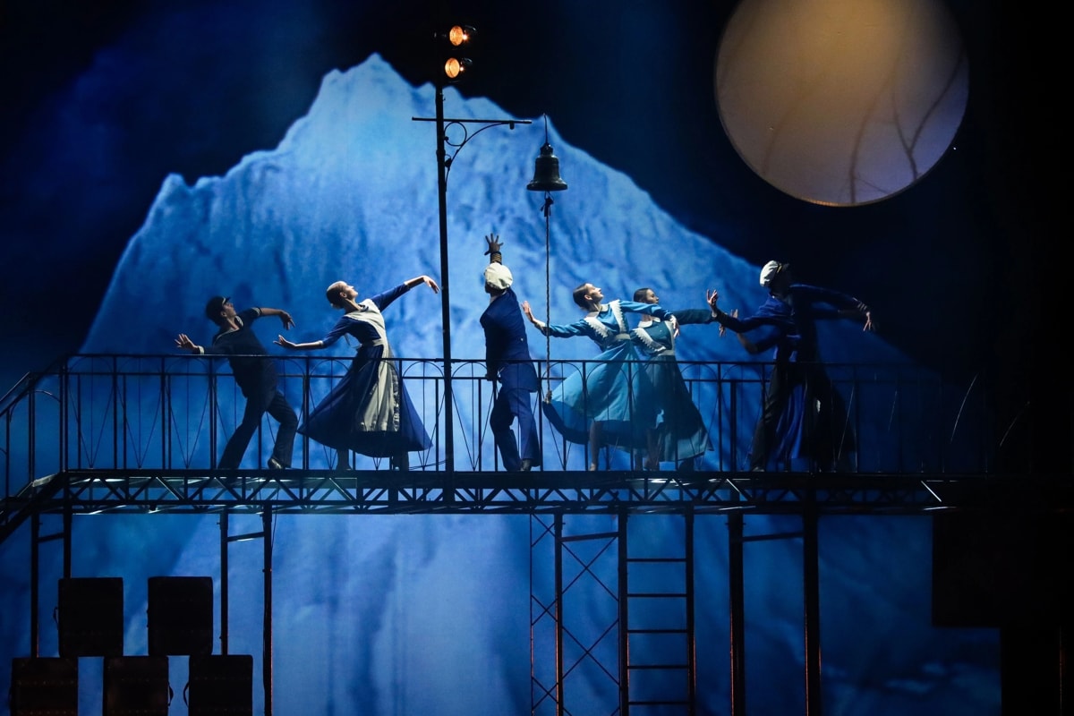 Не Корнягом единым: 10 спектаклей этой осени, которые нельзя пропустить