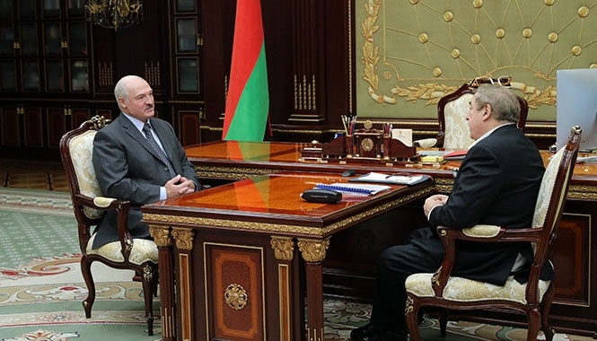 Лукашенко хочет диктовать условия на калийном рынке вместе с Гуцериевым