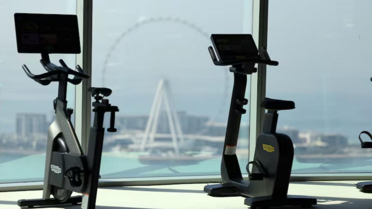 В Дубае открыли самый высокий отель в мире. Как он выглядит