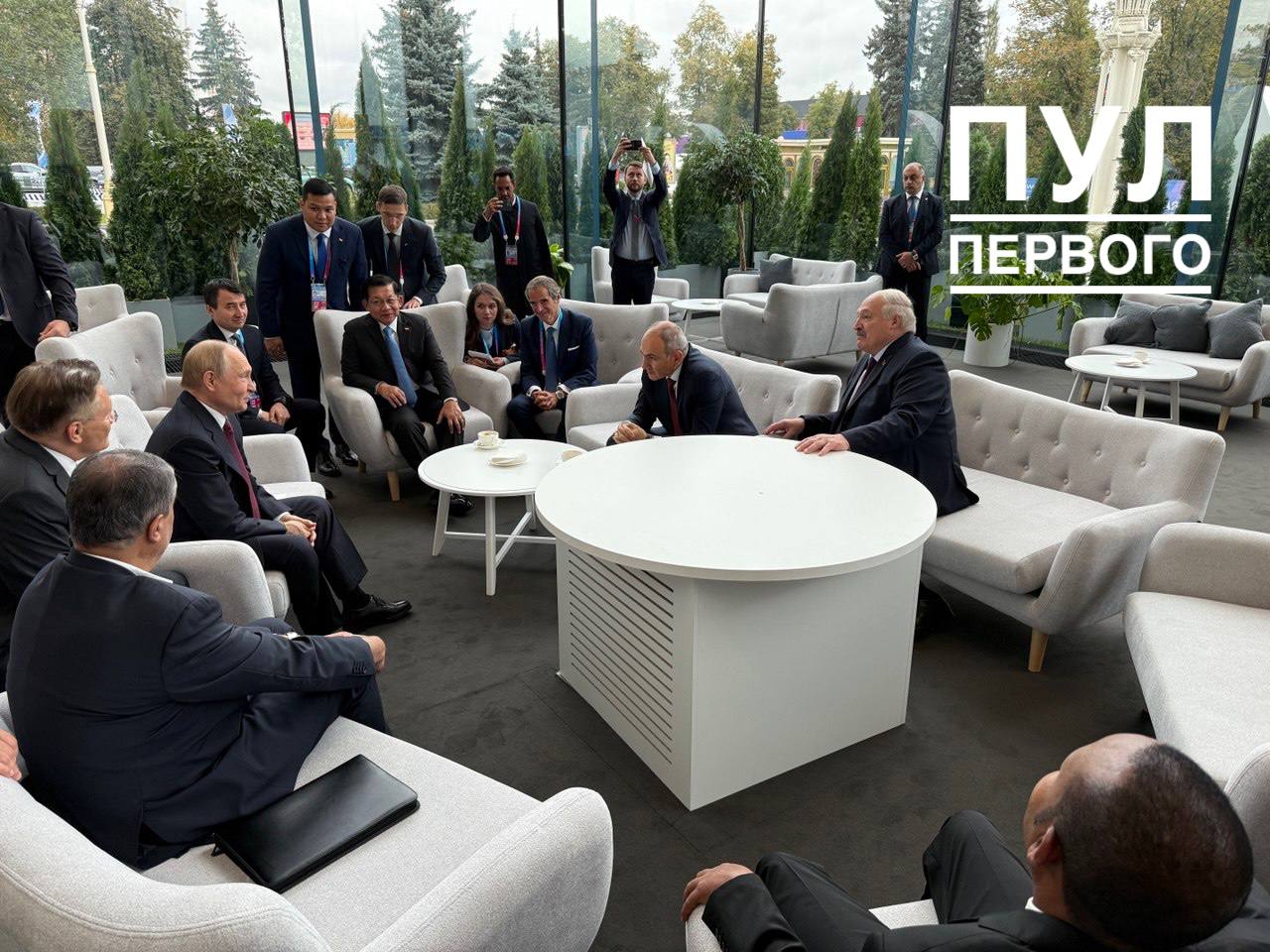 Лукашенко и Путин обсудят строительство второй АЭС в Беларуси 