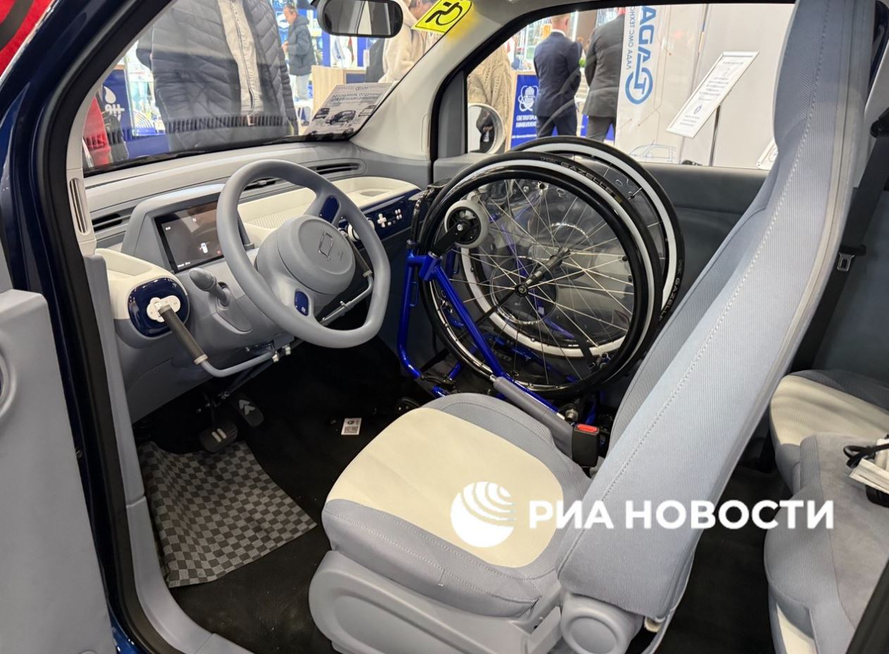 В Беларуси начали производство электромобиля для инвалидов
