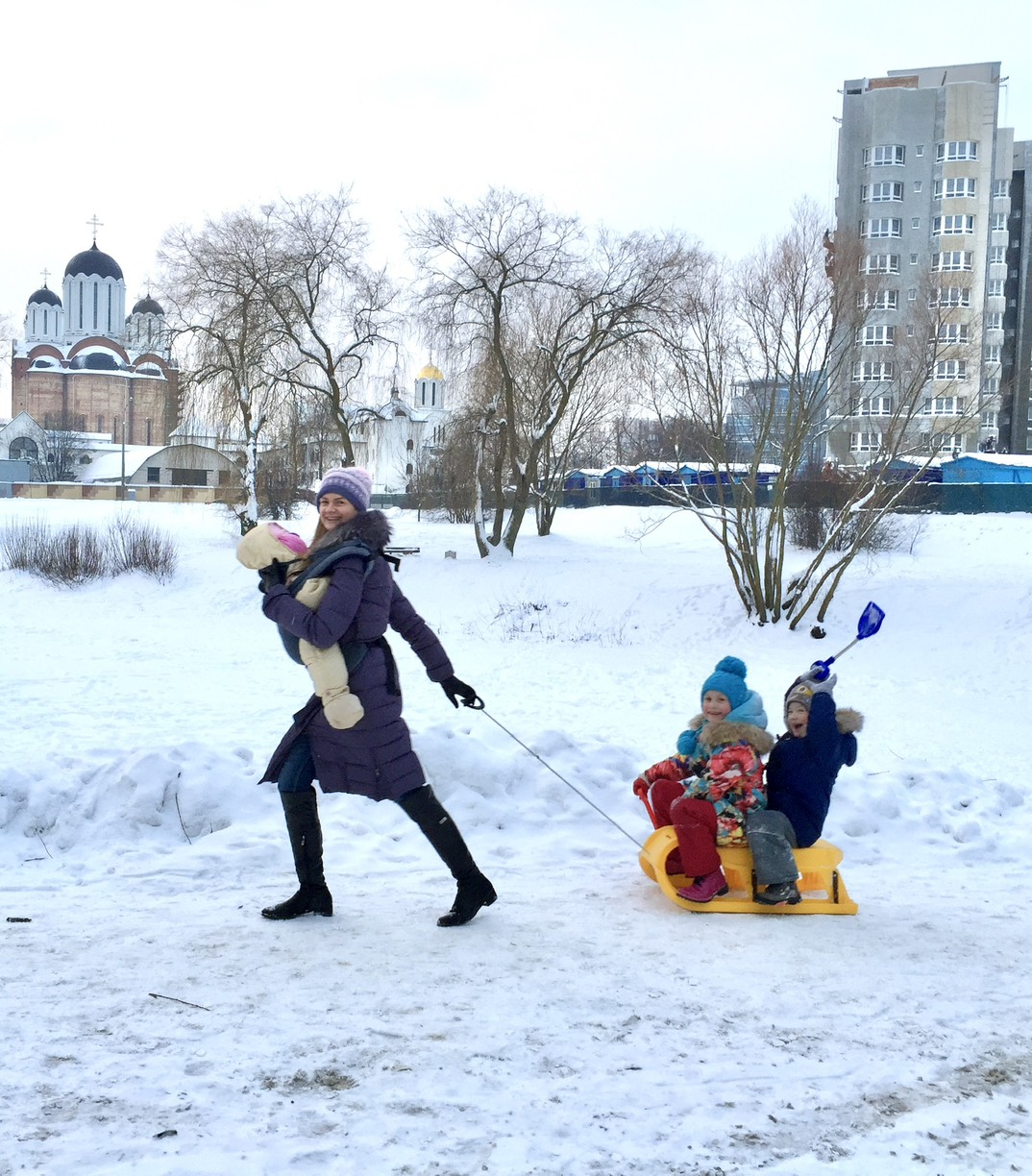 «И подумать не могла, что своим Instagram спасу компанию мужа». После 10 лет декрета белоруска круто изменила семейный бизнес