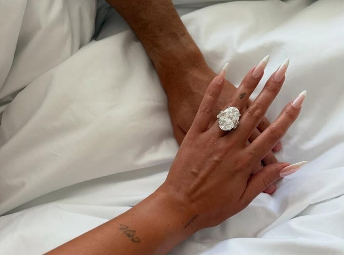 Не только Роналду. Топ-5 самых дорогих помолвочных колец знаменитостей