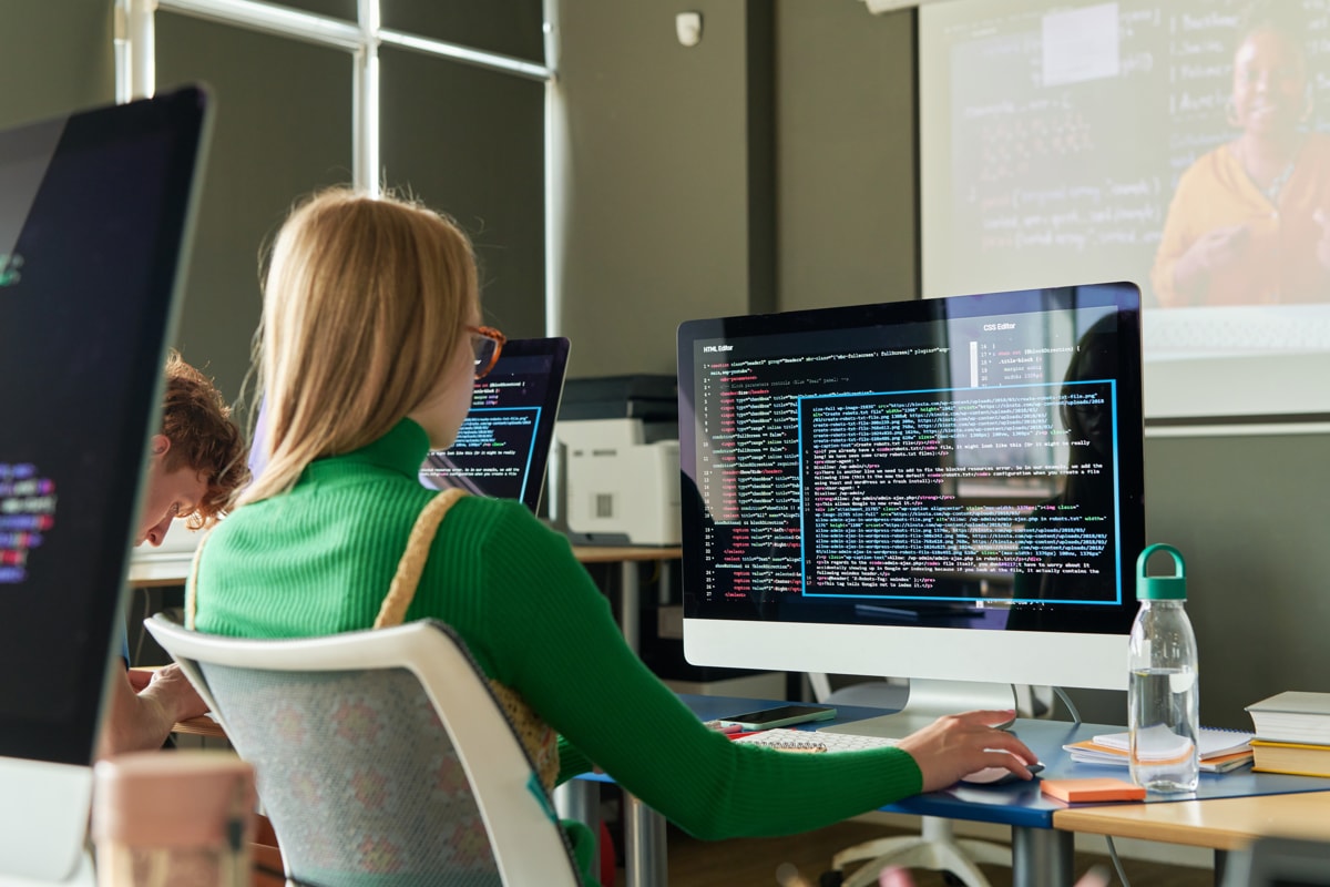 Кому принадлежат права на&nbsp;код, дизайн и&nbsp;контент: типичные ошибки белорусских компаний