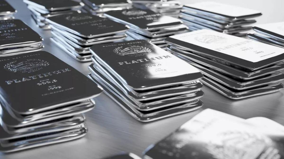 Стоимость платины поднялась до максимума за 12 лет