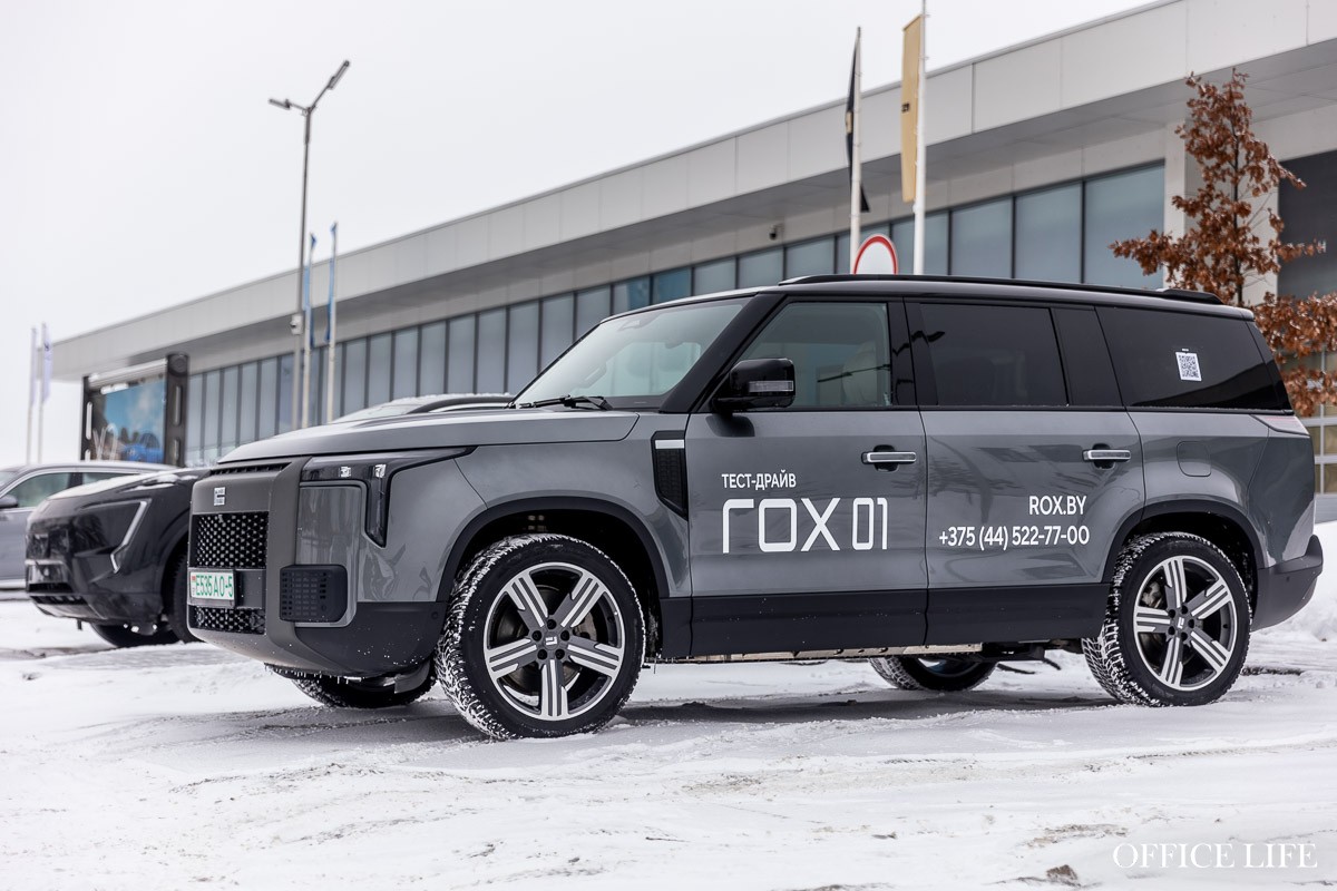 Внедорожник, который нас удивил. Устроили тест-драйв премиального ROX 01 среди сугробов