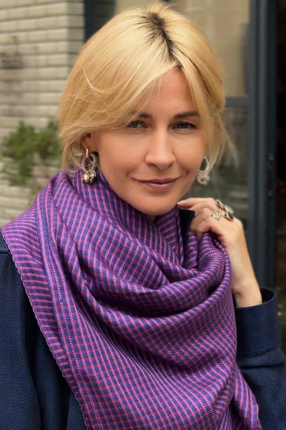 Как мастер спорта по лыжным гонкам открыла в Минске ткацкую мастерскую и продает платки по всему миру