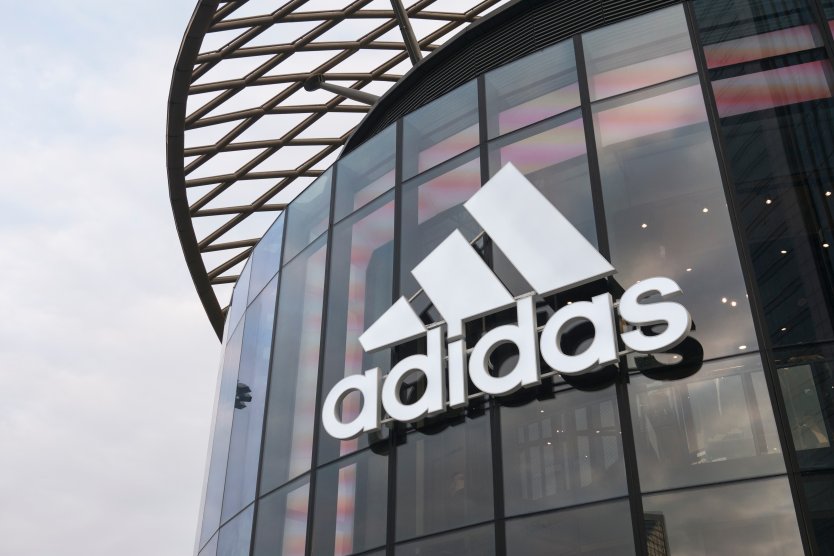 Контракт на $1 млрд. Adidas и «Манчестер Юнайтед» объявили о рекордном договоре