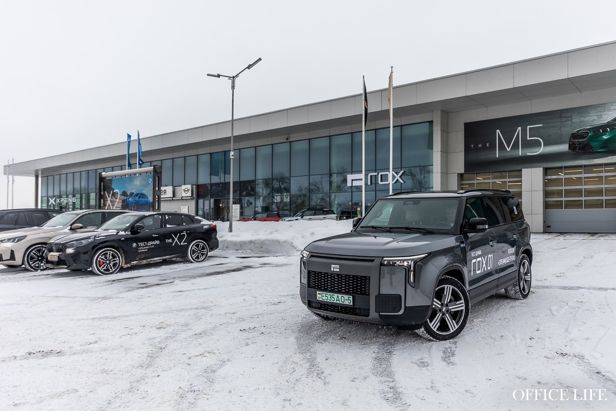 Внедорожник, который нас удивил. Устроили тест-драйв премиального ROX 01 среди сугробов