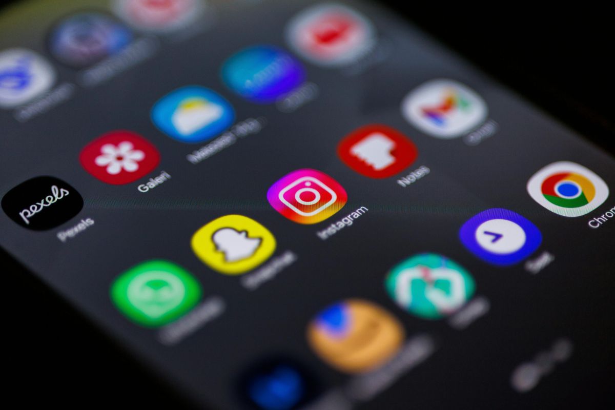 Пользователи Instagram жалуются на&nbsp;блокировку аккаунтов и&nbsp;удаление подписчиков. Что происходит