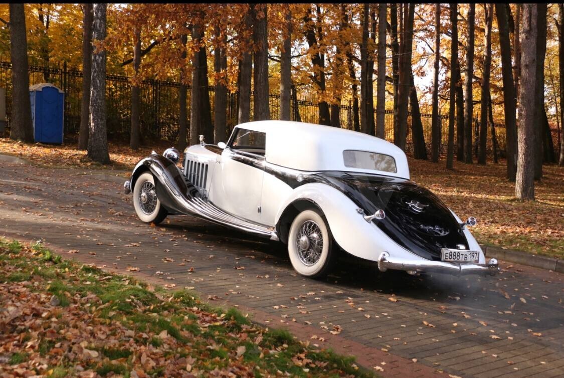 В Беларуси продают ретроавтомобиль почти за $10 млн