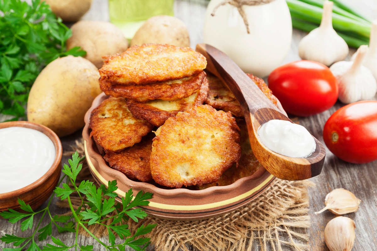 Дранбургер или традиционная бабка? Как картофель пришел в белорусскую кухню и какие блюда из него мы готовим неправильно