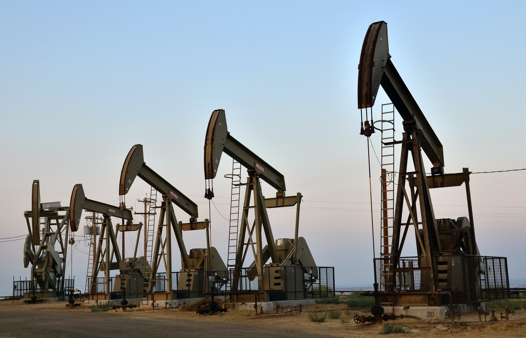 «Большая нефтяная пятерка» получила рекордную прибыль в 2022 году