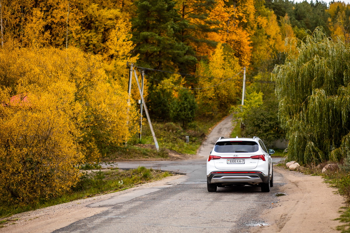 Hyundai Santa Fe: мощное сочетание традиций и новаций при расходе 6 л на «сотню»