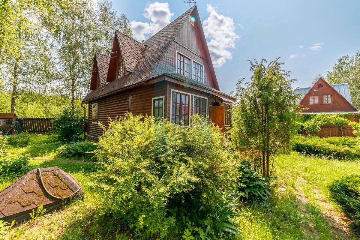 Пенсионерам в Беларуси разрешили платить за электричество на дачах по льготному тарифу