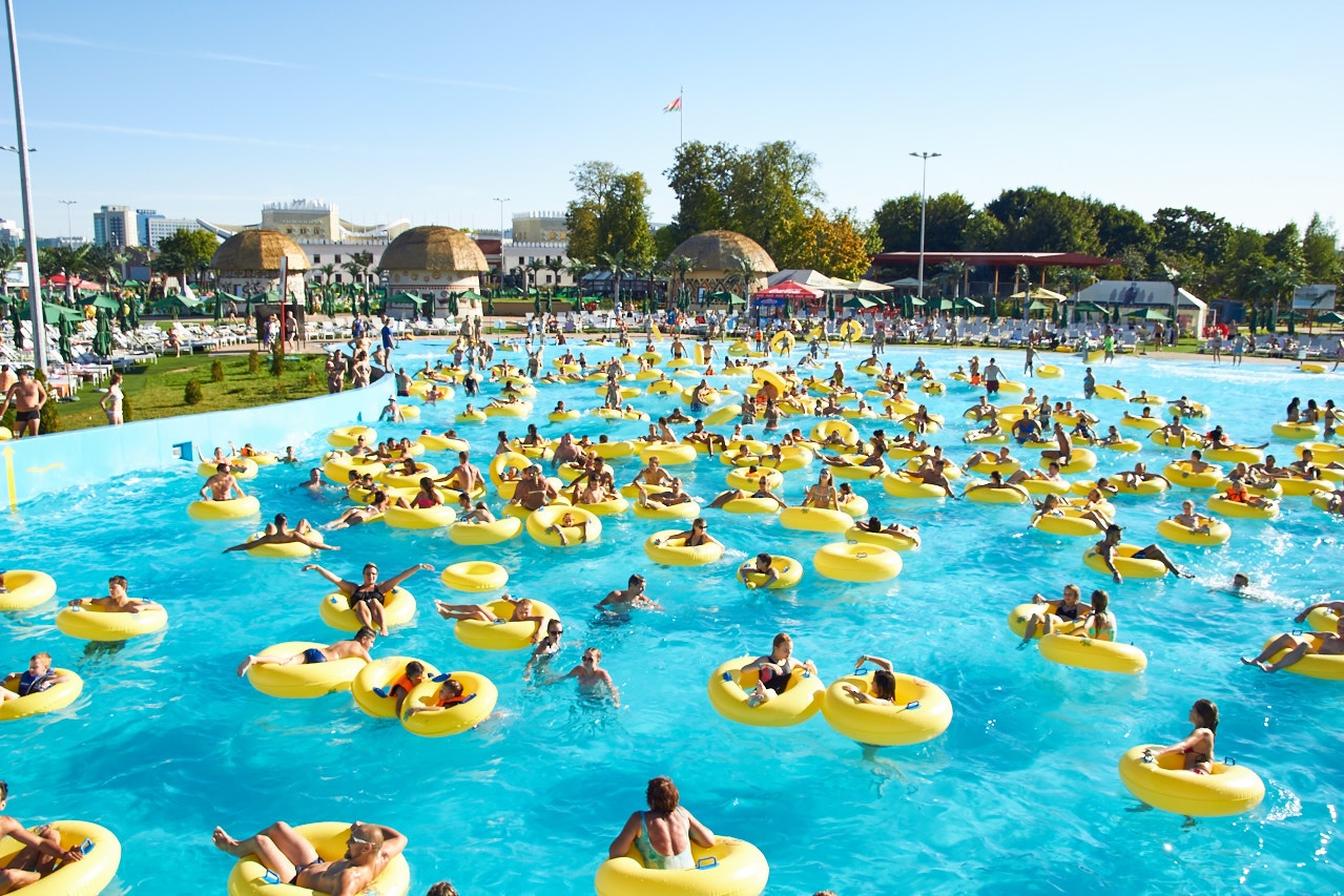 Аквапарк дримленд. Аквапарк Dreamland в Минске. Минск парк аттракционов Дримленд. Аквапарк Дримленд Киев.