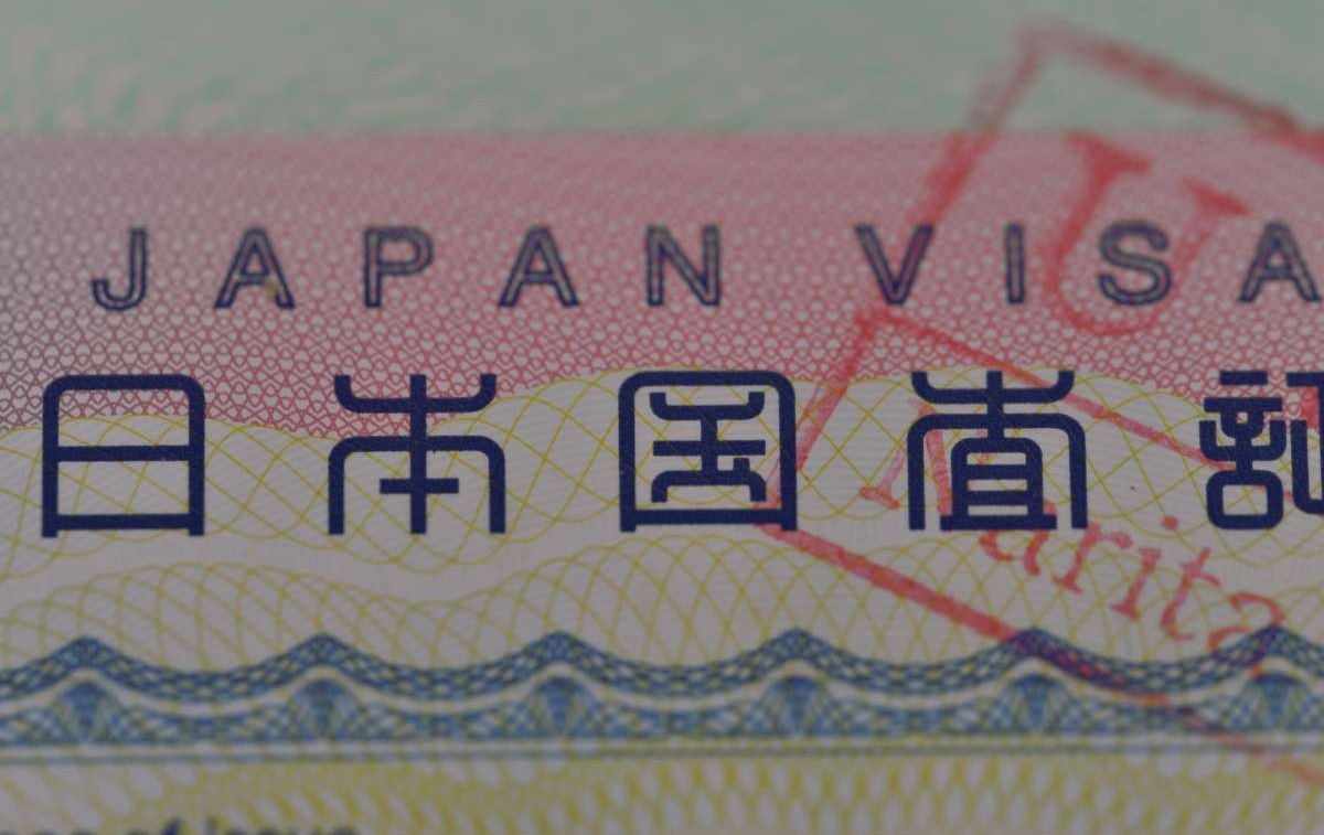 Белорусы смогут открыть японские визы в Москве и Санкт-Петербурге