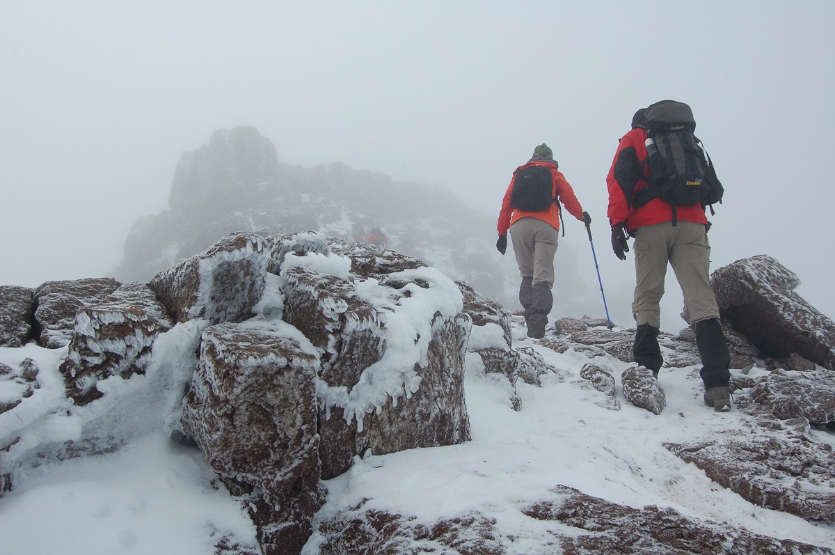 В горах вам никто кроме себя не поможет. Гайд для «чайников», которые идут покорять вершины