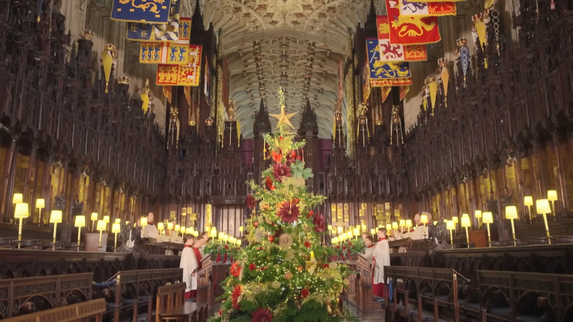 Первое рождественское послание Карла III: 5 наблюдений и важные советы для спикеров 