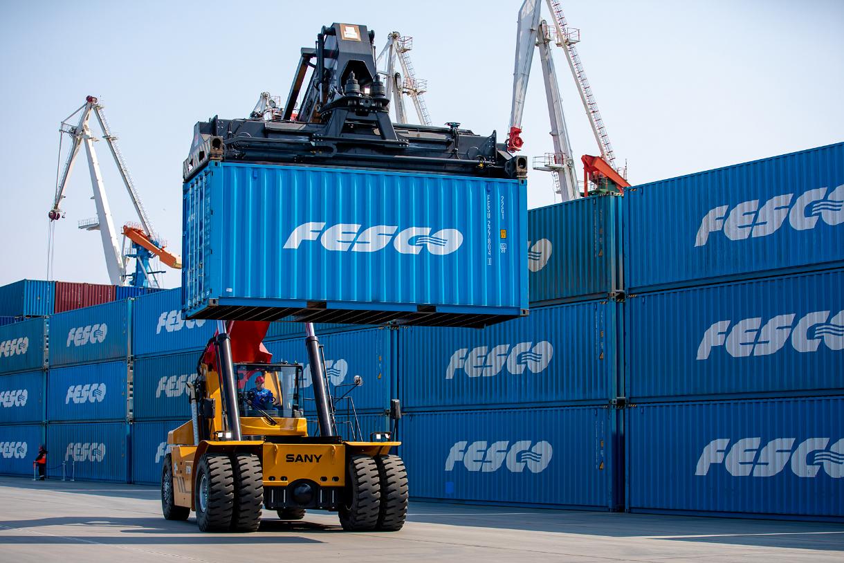 Транзитные контейнерные перевозки Fesco из Китая в Беларусь выросли почти на 60%