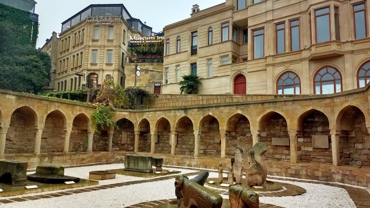 Заново открыли для себя Азербайджан. Почему туда стоит ехать, и что там можно посмотреть