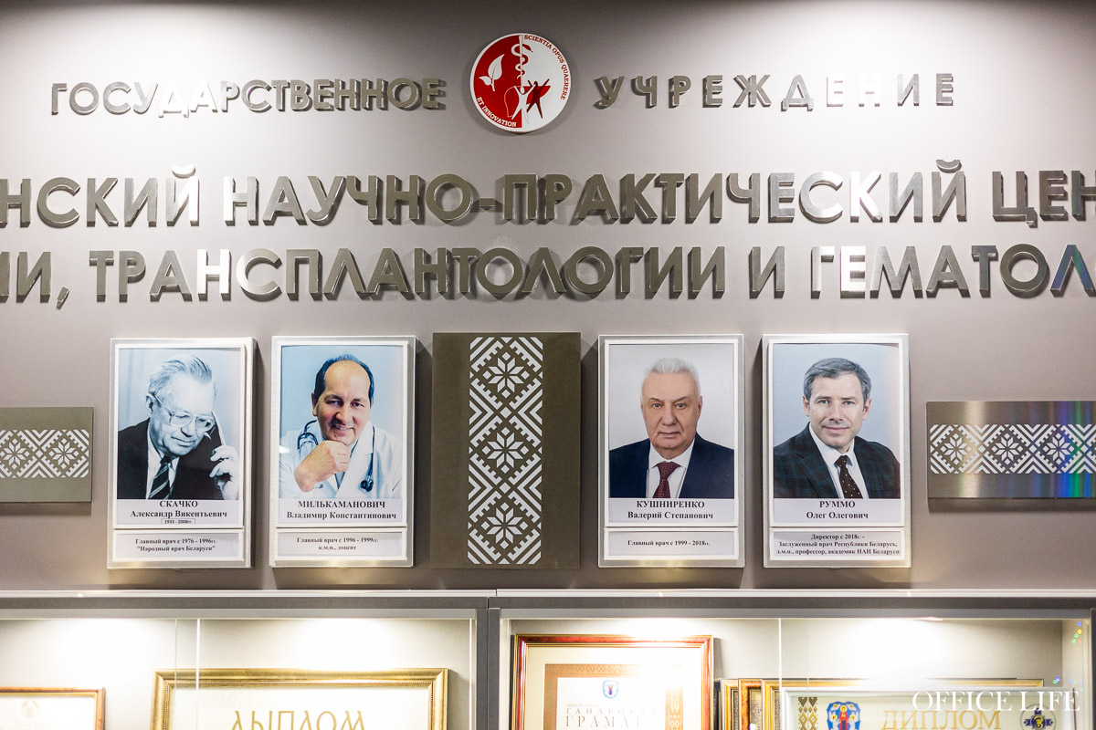 «Самая сложная операция – та, которую еще не сделал». Большое интервью с главным трансплантологом Беларуси Олегом Руммо