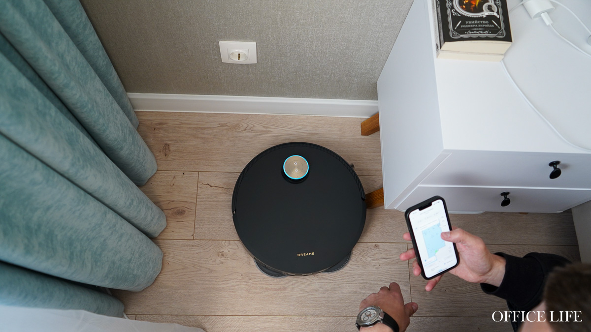 Джентльмены в мире пылесосов. Как мы тестировали новые роботы-пылесосы с «ногами» и интеллектом