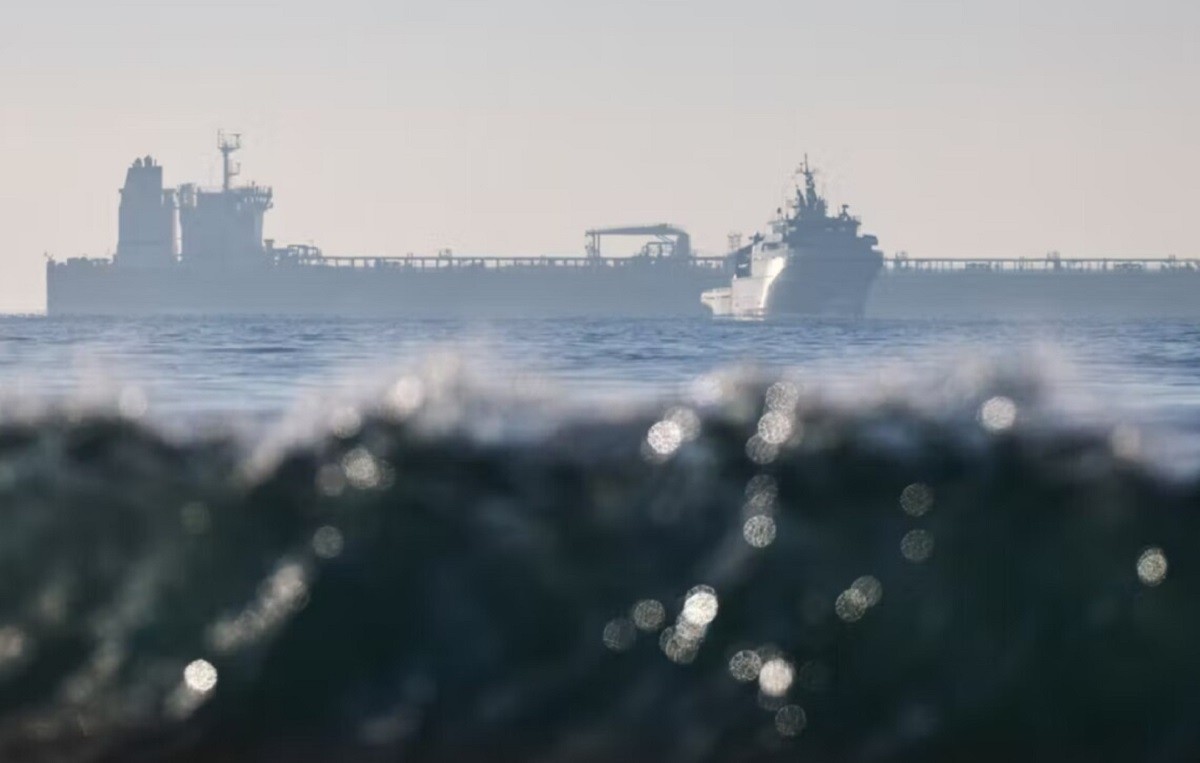 ЕС собирается ввести санкции против портов третьих стран за операции с российской нефтью