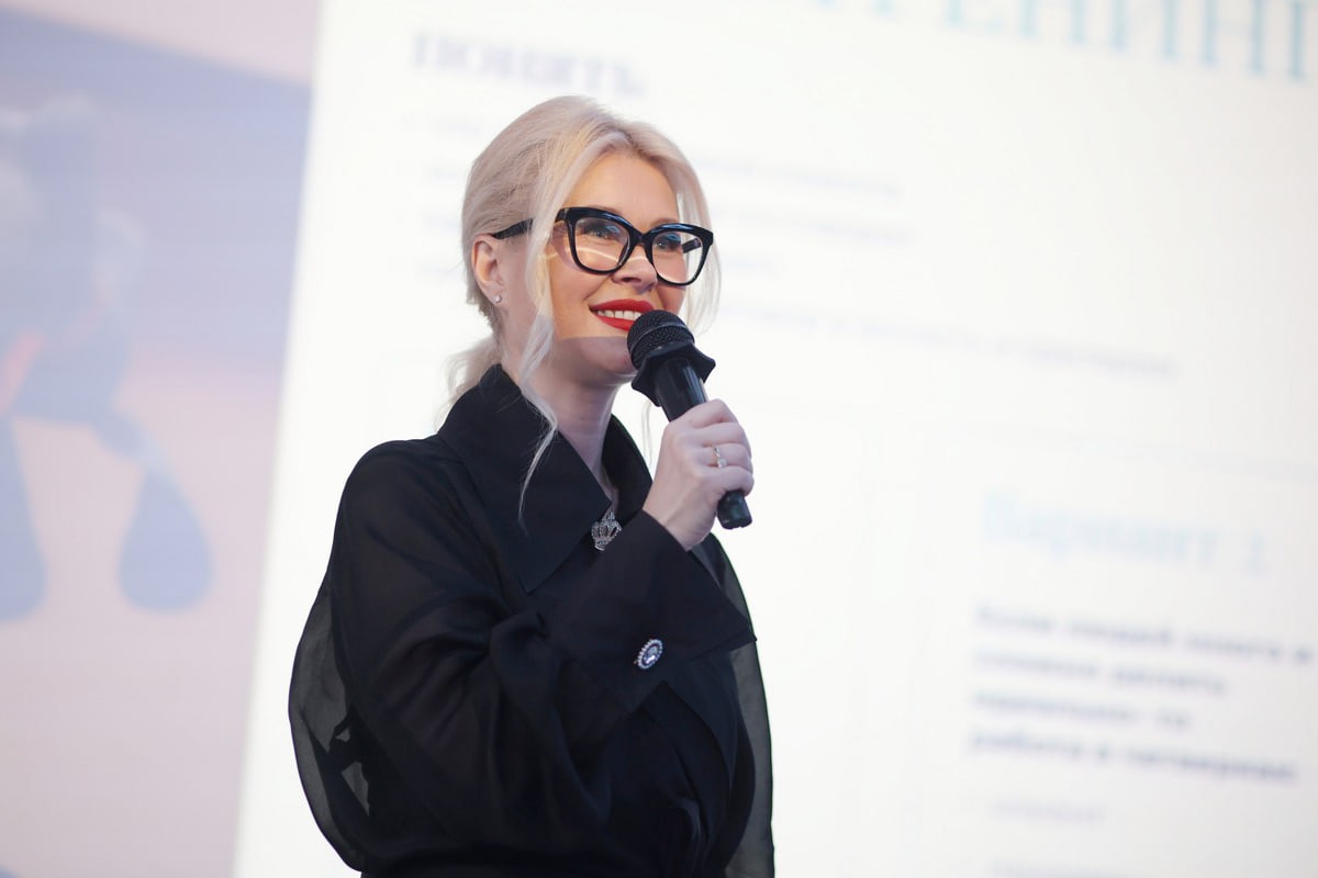 Когда купят не продукт, а смысл. Советы по продажам в премиум-сегменте от Анастасии Островской