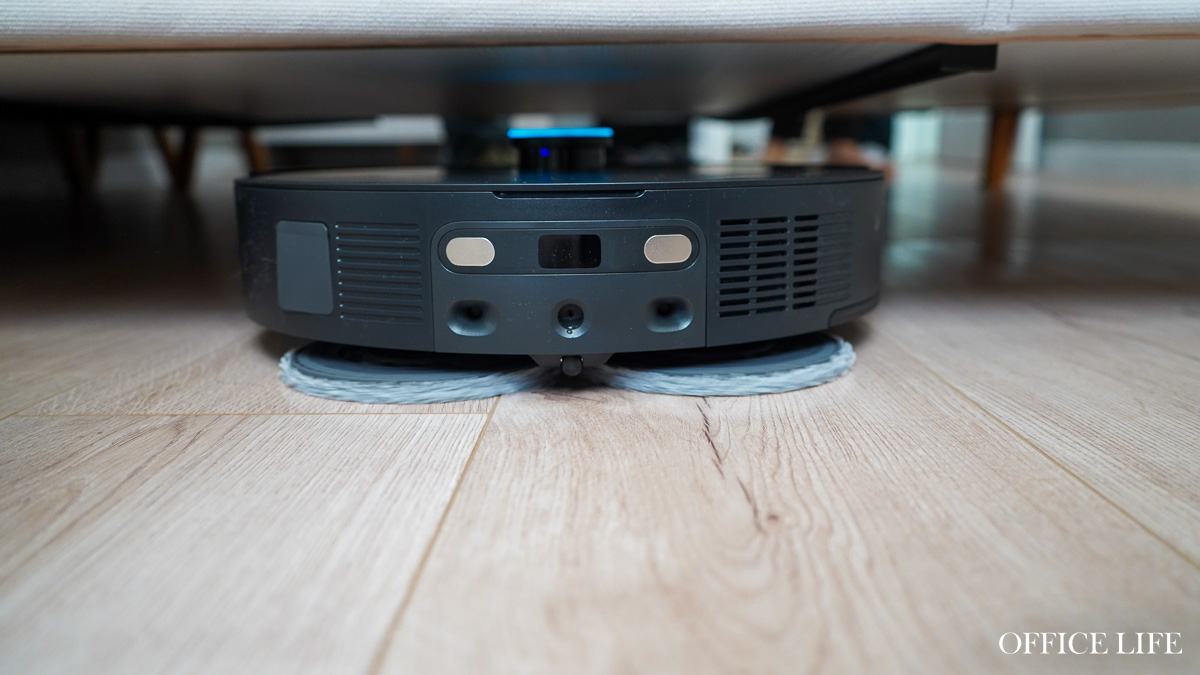 Джентльмены в мире пылесосов. Как мы тестировали новые роботы-пылесосы с «ногами» и интеллектом