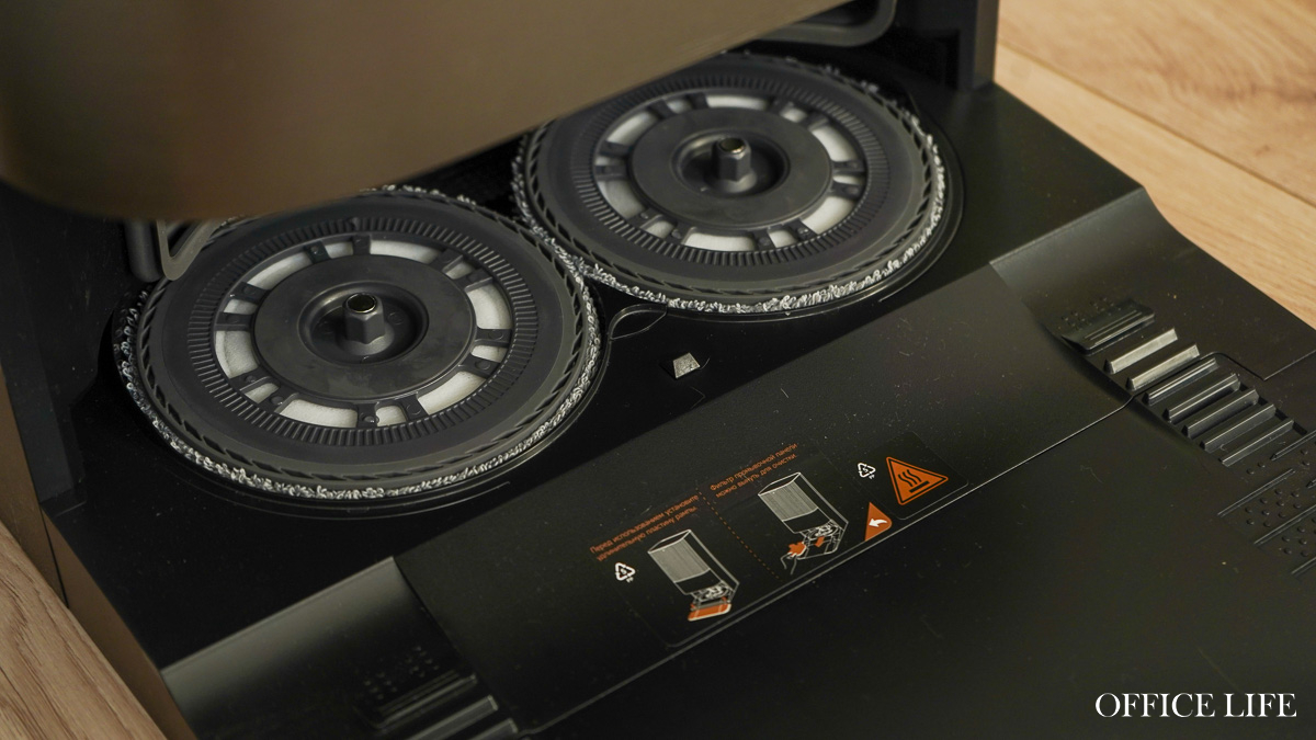 Джентльмены в мире пылесосов. Как мы тестировали новые роботы-пылесосы с «ногами» и интеллектом