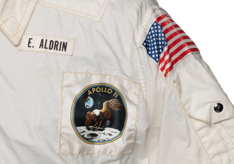 Куртка побывавшего на Луне астронавта продана на аукционе за $2,7 млн