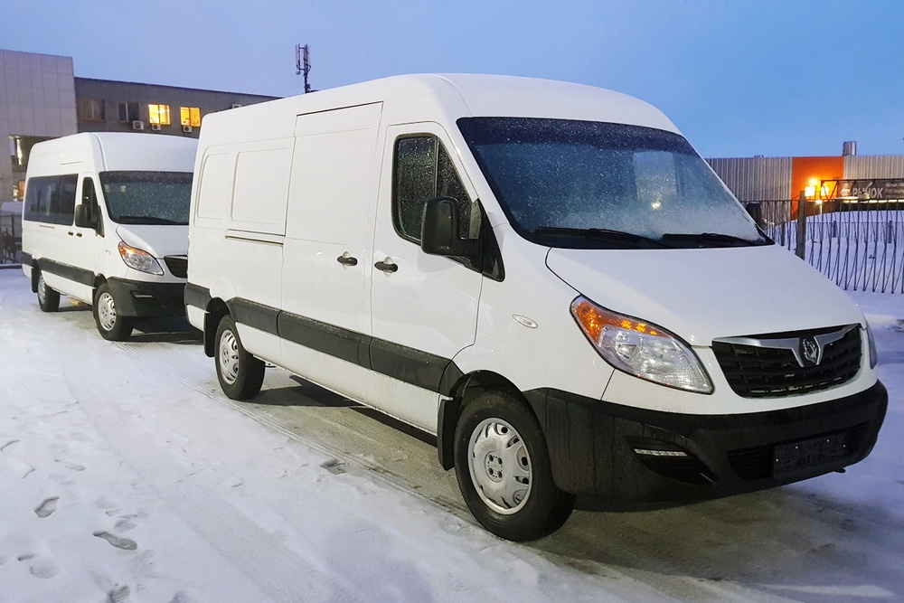 В Беларусь приехали аналоги Ford Transit российского производства
