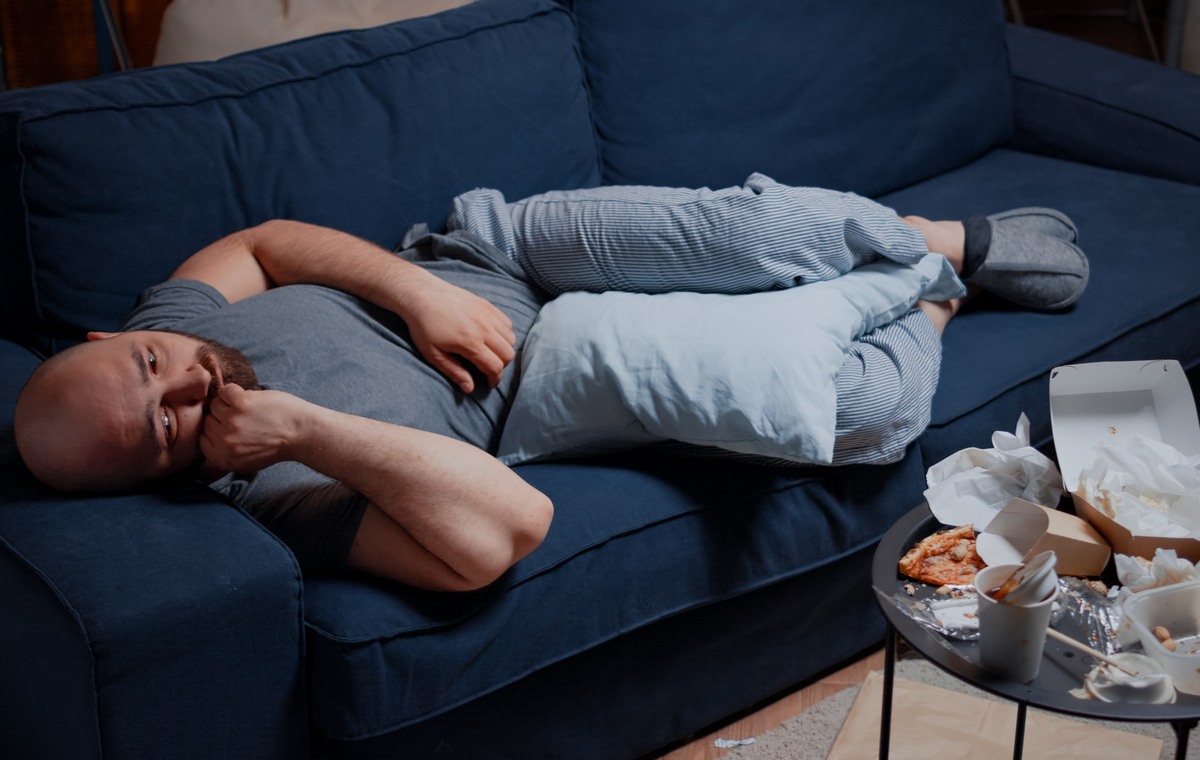 «Мы не медведи». Фитнес-тренер объяснил, почему еда не поможет пережить плохую погоду