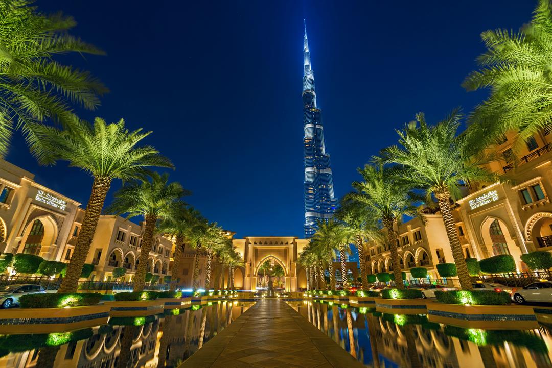 Ради бизнеса и туристов. Дубай отменил 30%-ный налог на алкоголь