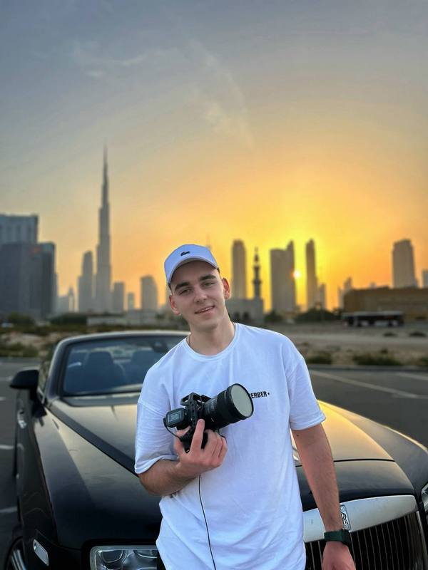 Суворовское училище, съемка свадеб и&nbsp;Мальдивы: как зумеры строят карьеры