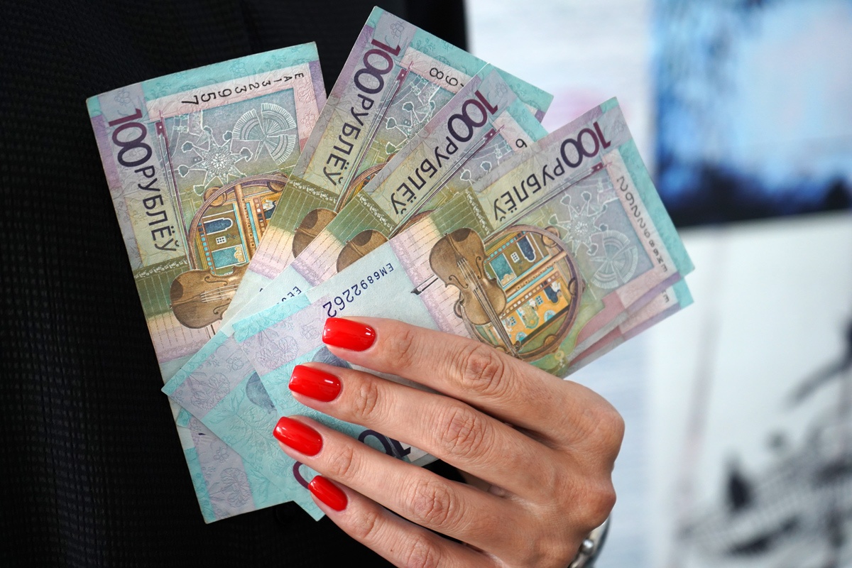 Рублевые депозиты в Беларуси выросли за год на 2 млрд рублей