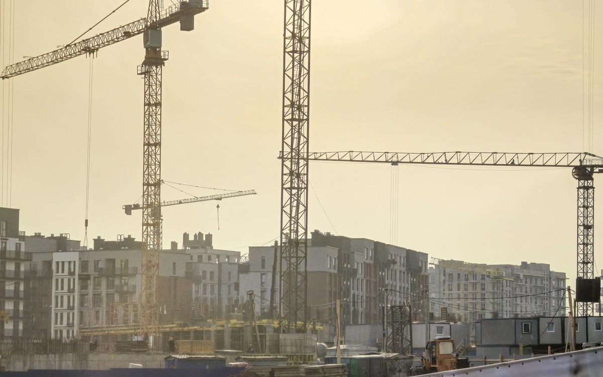 Больше половины — частные дома. Белстат подвел итоги стройки с начала года